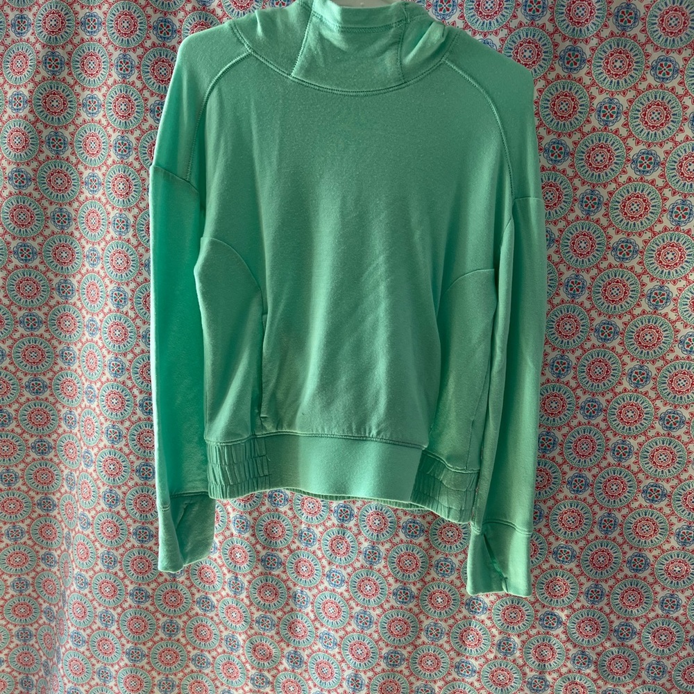 🌟2 for $14 🌟 XS(4/5) Girls lightweight pullover kangaroo pocket & thumb holes